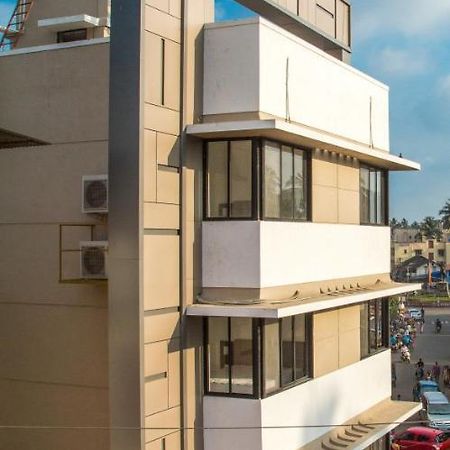 Hotel Nirvana Алібаґ Екстер'єр фото